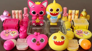 Mixing”Pinkfong VS BabyShark” Eyeshadow and Makeup,glitter Into Slime!Satisfying Slime Video!★ASMR★