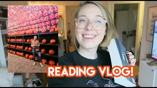 READING VLOG: Halloween Upstate Adventures & 500+ Pages Read!