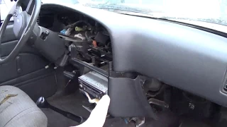 Removing 85-95 Toyota Pickup Radio Dash