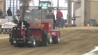 Mini Diesel Tractors Pulling At Keystone Natls Class 2