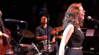Lake Street Dive - "You Go Down Smooth" (eTown webisode #601)