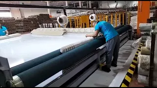 Manuel carpet rolling machine