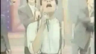 Trecho dos Titãs no programa Viva a Noite (1986)