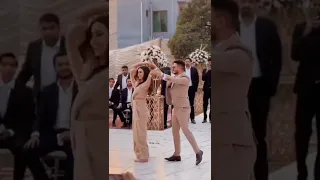 SHAHVEER JAFRY AND AYESHA BAIG DANCE ON MOMO'S WEDDING ❣️❤️