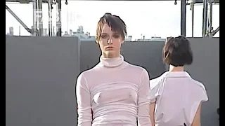 LOUIS VUITTON Spring Summer 2001 Paris - Fashion Channel