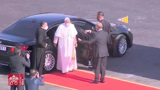 Pope Francis arrives in Iraq