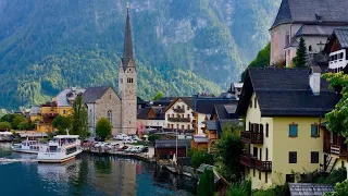 A MUST place to visit: Hallstatt Austria