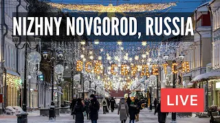 NIZHNY NOVGOROD, Russia on Friday Night under SNOWFALL ❄️ and Christmas Lights. LIVE!
