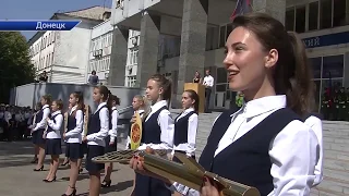 Сюжет ТК "Первый республиканский" о посвящении в студенты и лицеисты ДонНУ