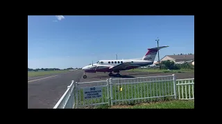 Beechcraft Super King Air 200 Startup, taxi, & Takeoff at Doylestown (4K)