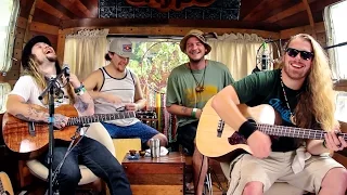 FrendShip Sessions: Twiddle "Lost In The Cold"