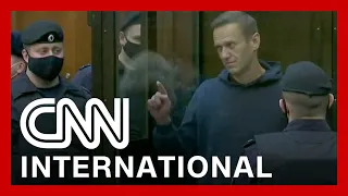 CNNi: Protests erupt in Moscow after Navalny sent to prison again