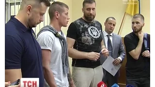 З-під варти випустили останнього із затриманих активістів "Азова"