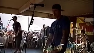 Blink 182 - Famous Stars And Straps 1999 Full Concert [HQ]