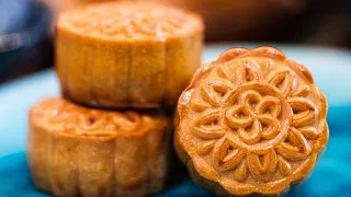 Pineapple Mooncake Recipe (Mid-Autumn Festival Ceremonial Dessert)