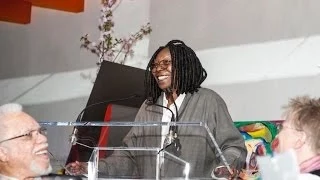 Whoopi Goldberg accepts Landmark College LD Luminary Award