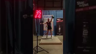 24 kg Kettlebell Snatch 2015 Q Holiday Sport Competition