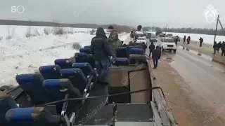 СК показал обломки перевернувшегося автобуса в Калужской области