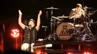 Fall Out Boy @ Monumentour- "Dance, Dance" (720p) Live in Hartford, CT 6-19-2014