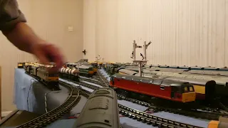 TRIANG OR LIMA OR AIRFIX OR BACHMANN OR MAINLINE MODEL RAILWAY ROLLING STOCK RUN FOUR 270524