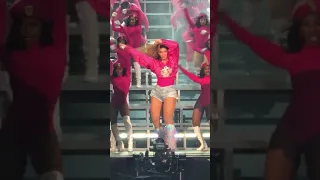 Beyoncé Swagsurf, Diva, Everybody Mad Live at Coachella