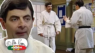 Mr Bean faz judô | Clipes engraçados do Mr Bean | Mr Bean Portugal
