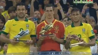 Награждение лучших игроков  Кубка Конфедераций 2013 Fernando Torres, Neymar, Fred,  Iniesta