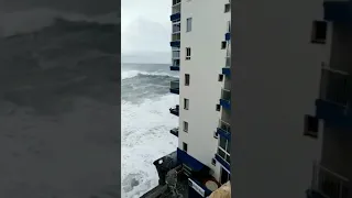 Giant wave in Tenerife, Spain hits building and destroys balconies 😮