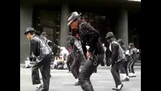 FlashMob SmoothCriminal BillieJean & HollywoodTonight 2