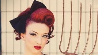 BARREL ROLL HAIR TUTORIAL | VINTAGE STYLE