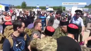 «Не матерись, ты че !?» (нападение на Навального в Анапе)