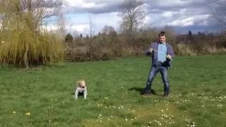 Дети пускают пузыри..blowing bubbles ..