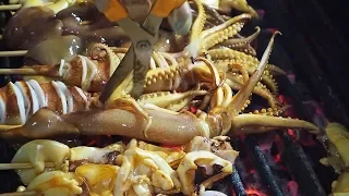 Thai Street Food 2019 - Grilled Squid With Spicy Seafood Sauce - Thai Food - Bangkok Thailand