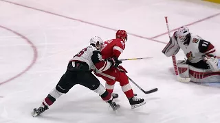 10/31/17 Condensed Game: Coyotes @ Red Wings