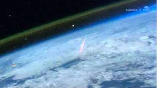 ScienceCasts: Bright Perseid Photographed from Space