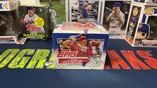 Baseball Break 240!! Jumbo Hobby Box Of 2023 Topps Update!! 2 Golden Mirror SSP's Pulled!!