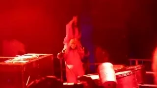 [OLD] Joey Jordison & Shawn Crahan enter the stage