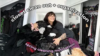 HUGE CLOSET CLEAN OUT + DECLUTTER 2023!