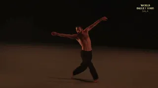 Robbie Moore's Breathtaking Solo Performance "Harbor Me" by Sidi Larbi Cherkaoui