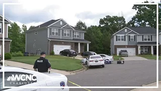 3 found dead in apparent Statesville murder-suicide