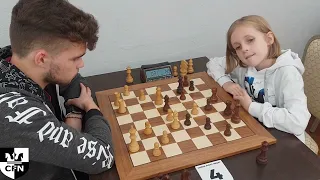 Sprat (1950) vs Alice (1736). Chess Fight Night. CFN. Blitz