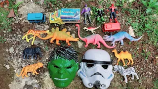 Hunting Found Jurassic World Evolution 2 Trex, Brontosaurus, Triceratops, Superheroes Toys