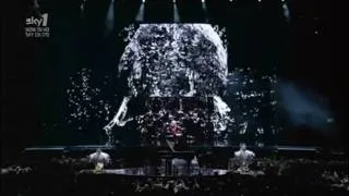 Madonna - Devil Wouldn't Reconize You (Sticky And Sweet Tour Sky1 Broadcast) [HD]