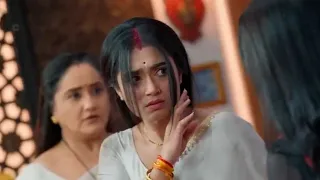 beautiful young girl slaps another beautiful young white saree girl for no reason full video