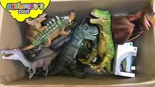100 DINOSAUR TOYS IN A BOX! Skyheart opens jurassic world dinosaurs for kids trex figures
