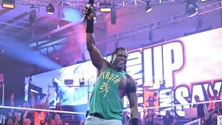 R-Truth Entrance on NXT: WWE NXT, Nov. 1, 2022