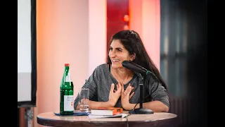 »Drei Kameradinnen«: Shida Bazyar im Gespräch mit Anja Johannsen (Literarisches Zentrum Göttingen)