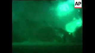 GWT: Nightscope pictures of US Marines firing into southern Iraq