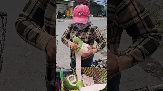 Vietnamese Woman Pomelo Fruit Cutting Skills