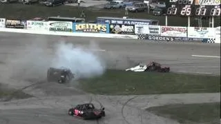 Slinger Speedway Figure 8 Crash 9-11-11.mpg